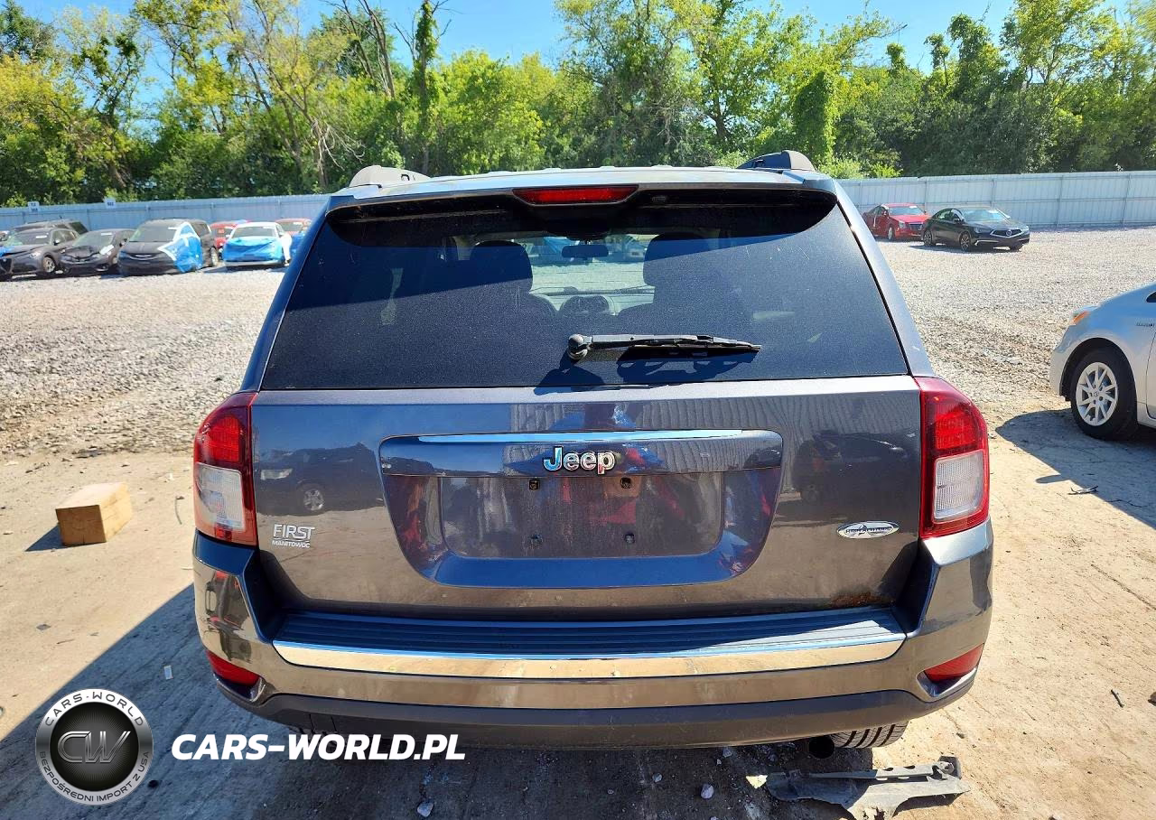 2015 Jeep Compass Latitude VIN:1C4NJCEAXFD209849 - 6