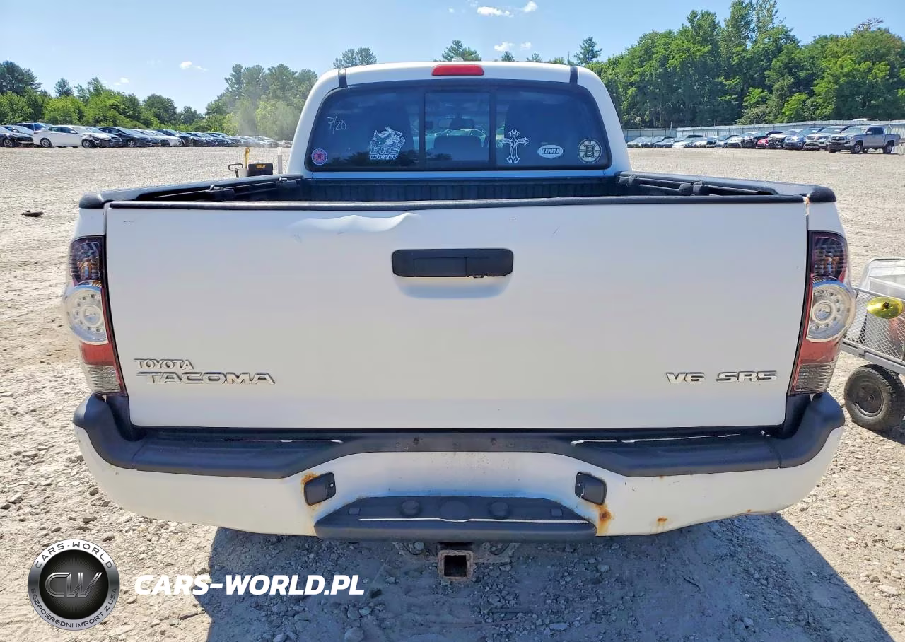 2010 Toyota Tacoma Double Cab Long Bed VIN:3TMMU4FN9AM022884 - 6