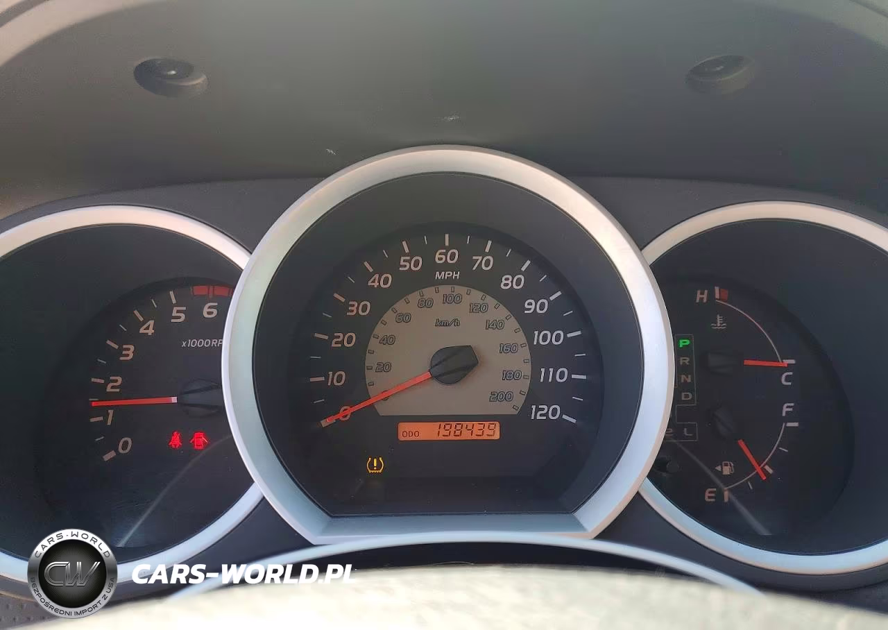2010 Toyota Tacoma Double Cab Long Bed VIN:3TMMU4FN9AM022884 - 9