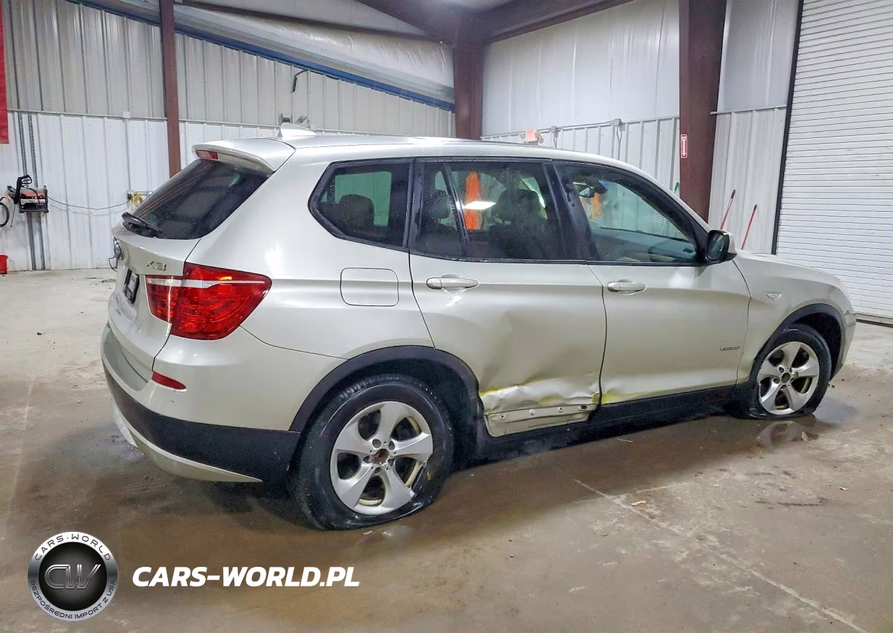 2012 BMW X3 xDrive28I VIN:5UXWX5C57CL724909 - 3