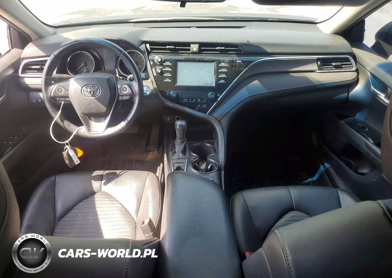 2018 Toyota Camry Hybrid Se VIN:4T1B21HK6JU503732 - 8