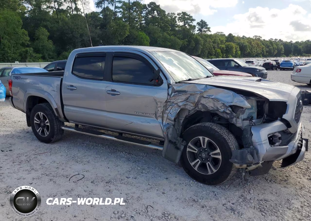 2018 Toyota Tacoma Trd Sport VIN:5TFAZ5CN6JX060386 - 4