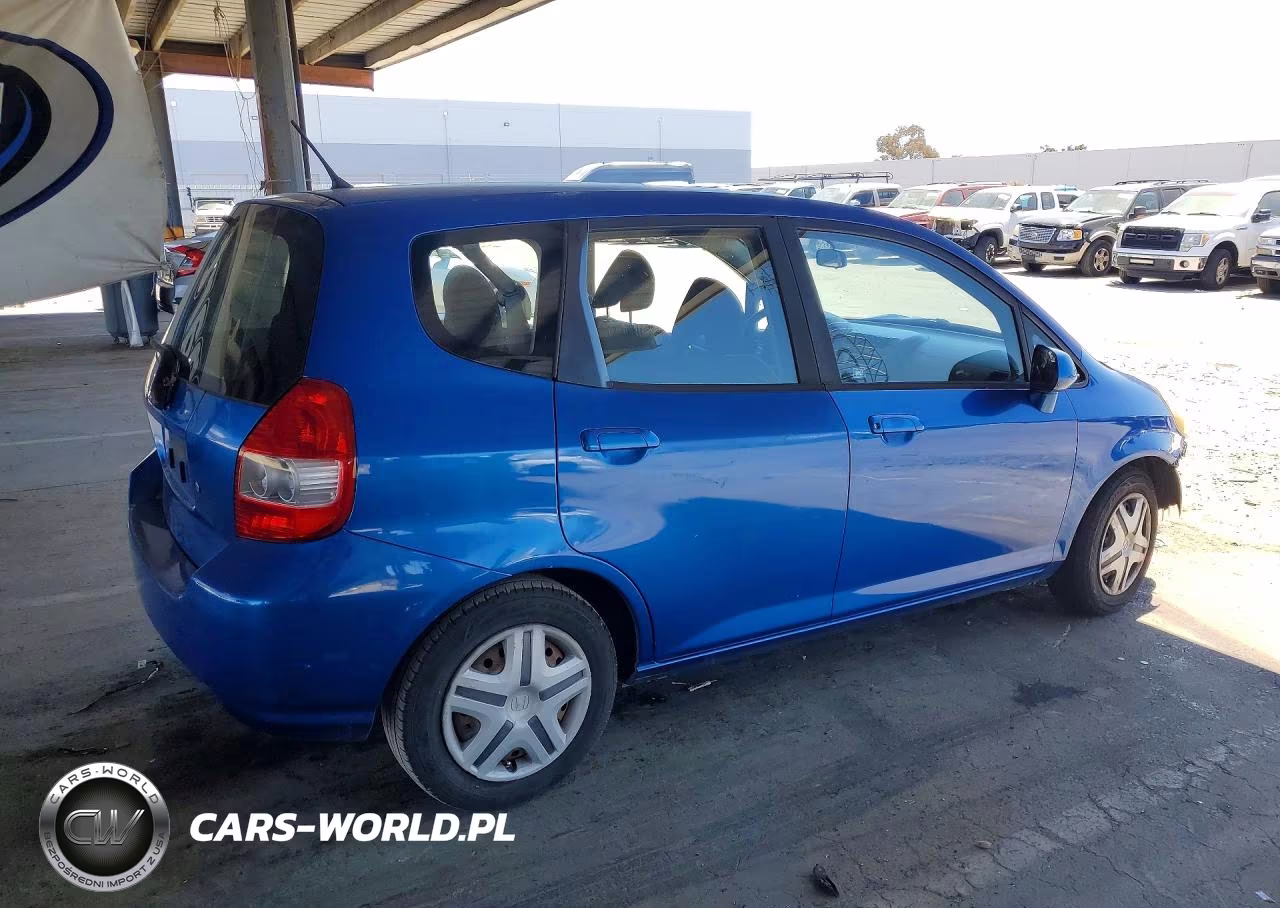 2007 Honda Fit VIN:JHMGD38427S024499 - 3