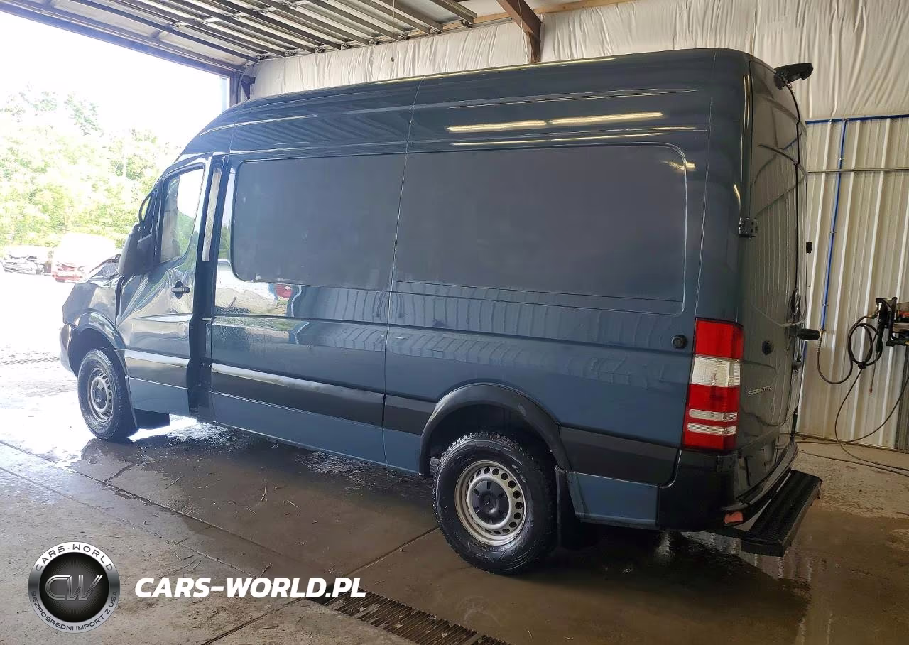 2018 Mercedes-Benz Sprinter 2500 Delivery Van VIN:WD3PE7CD6JP634777 - 2