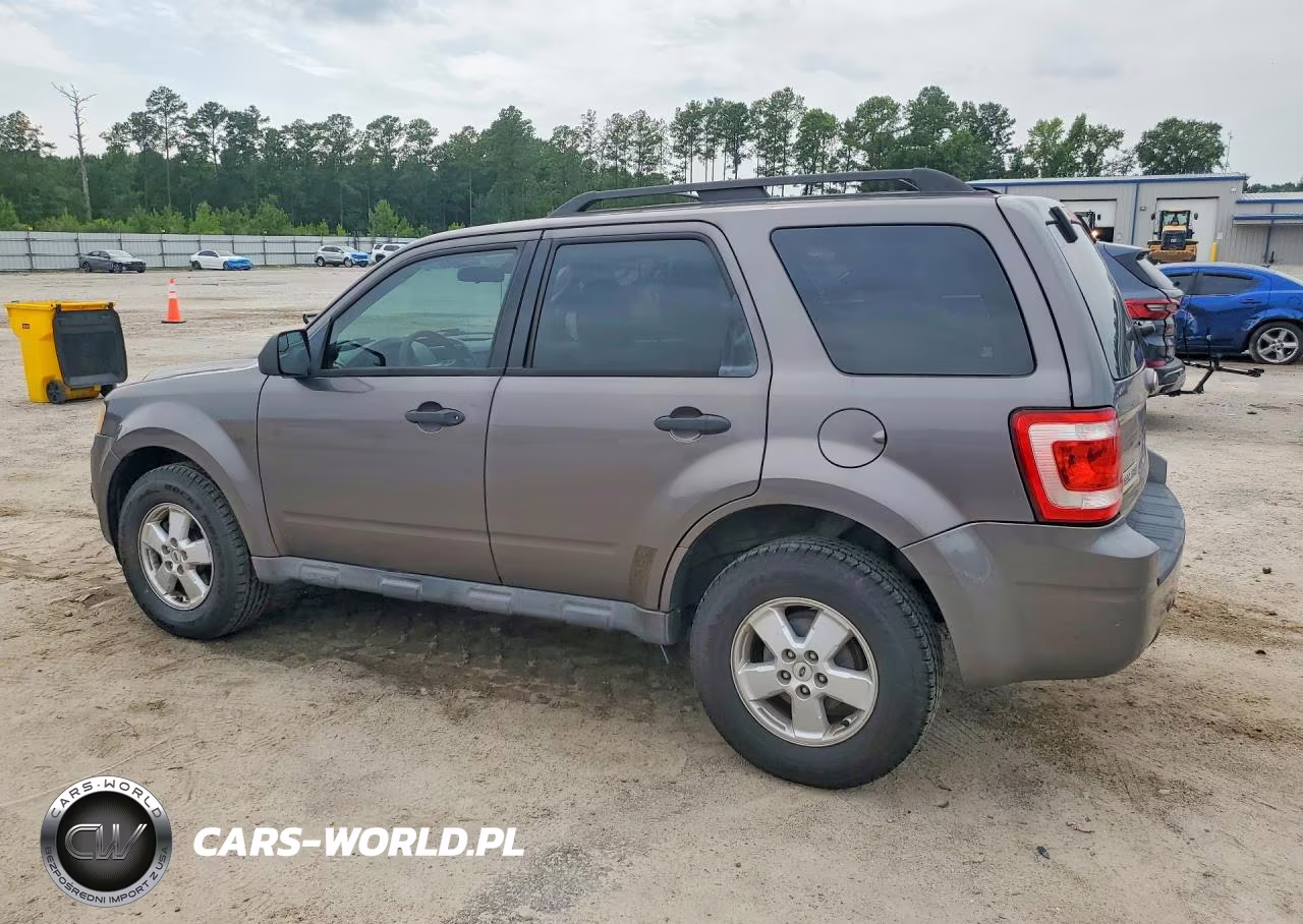2010 Ford Escape Xls VIN:1FMCU0C73AKB76861 - 2