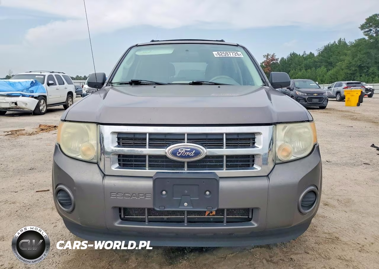 2010 Ford Escape Xls VIN:1FMCU0C73AKB76861 - 5