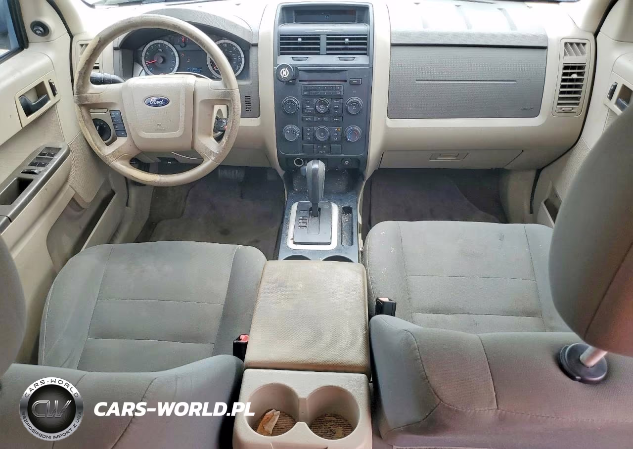 2010 Ford Escape Xls VIN:1FMCU0C73AKB76861 - 8