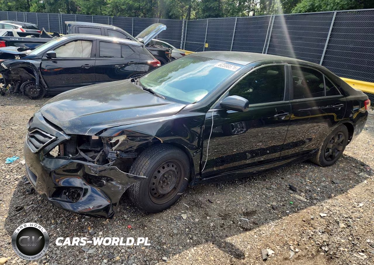 2011 Toyota Camry Base – zdjęcie 1 z 12