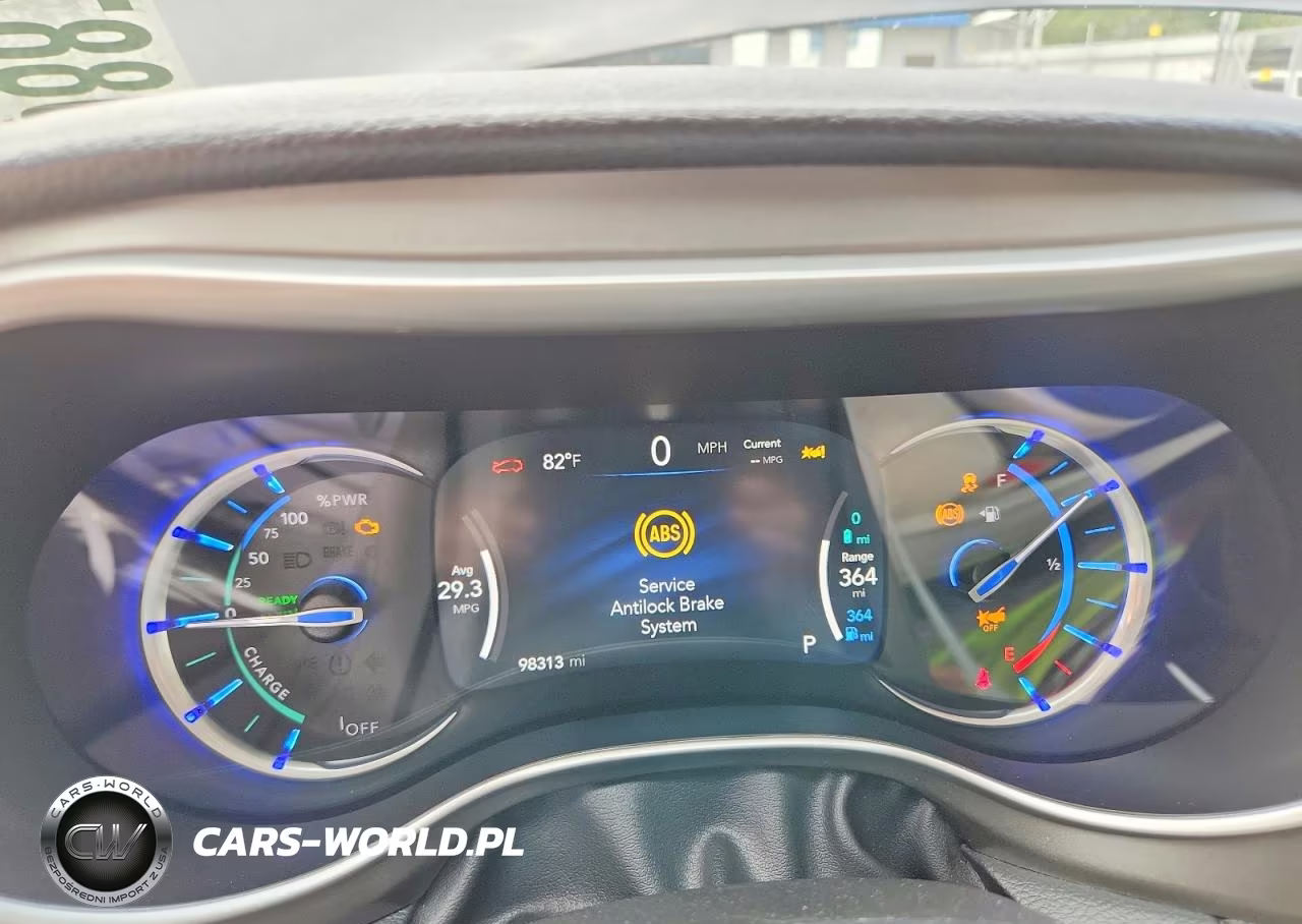2021 Chrysler Pacifica Hybrid Touring L VIN:2C4RC1L71MR576964 - 9