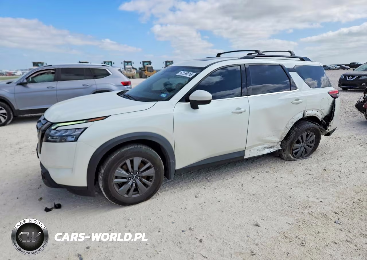 2023 Nissan Pathfinder Sv