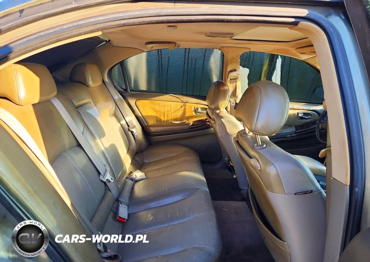 2001 Infiniti I30 Base VIN:JNKCA31AX1T030141 - 10