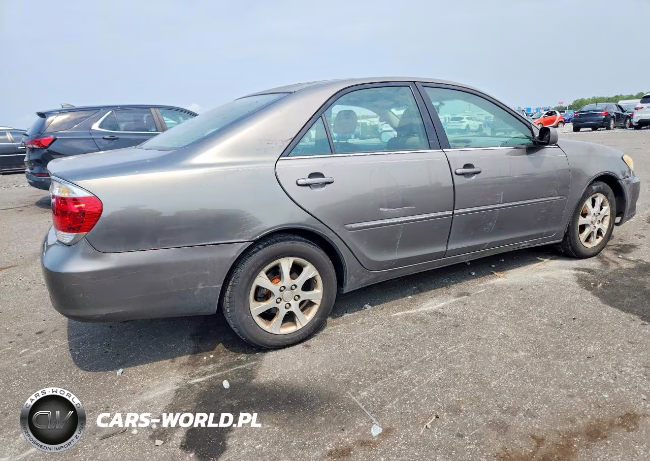 2006 Toyota Camry Xle VIN:4T1BE30K36U723920 - 3