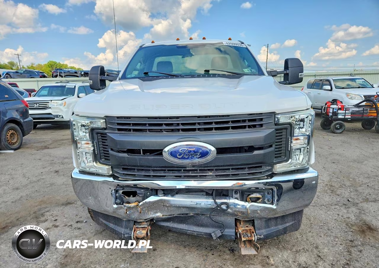2017 Ford F250 Super Duty VIN:1FTBF2B69HEB66620 - 5