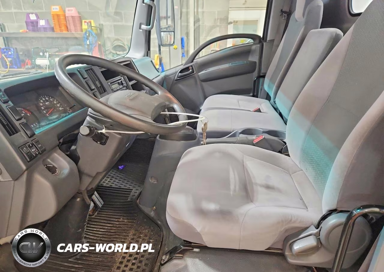 2018 Isuzu Npr Hd Box Truck VIN:54DC4W1B1JS801865 - 7