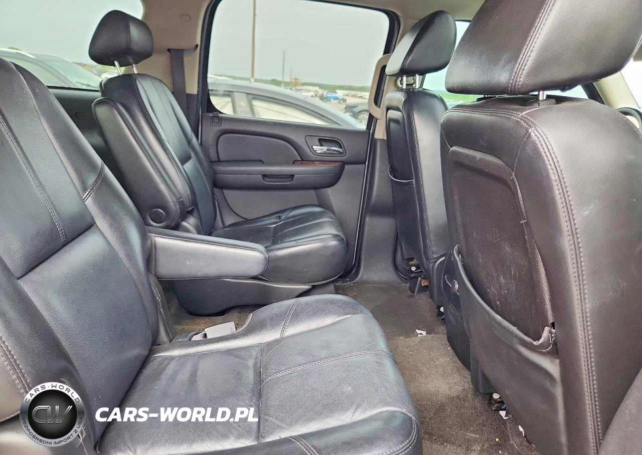 2007 Chevrolet Suburban C1500 VIN:3GNFC16097G158736 - 11