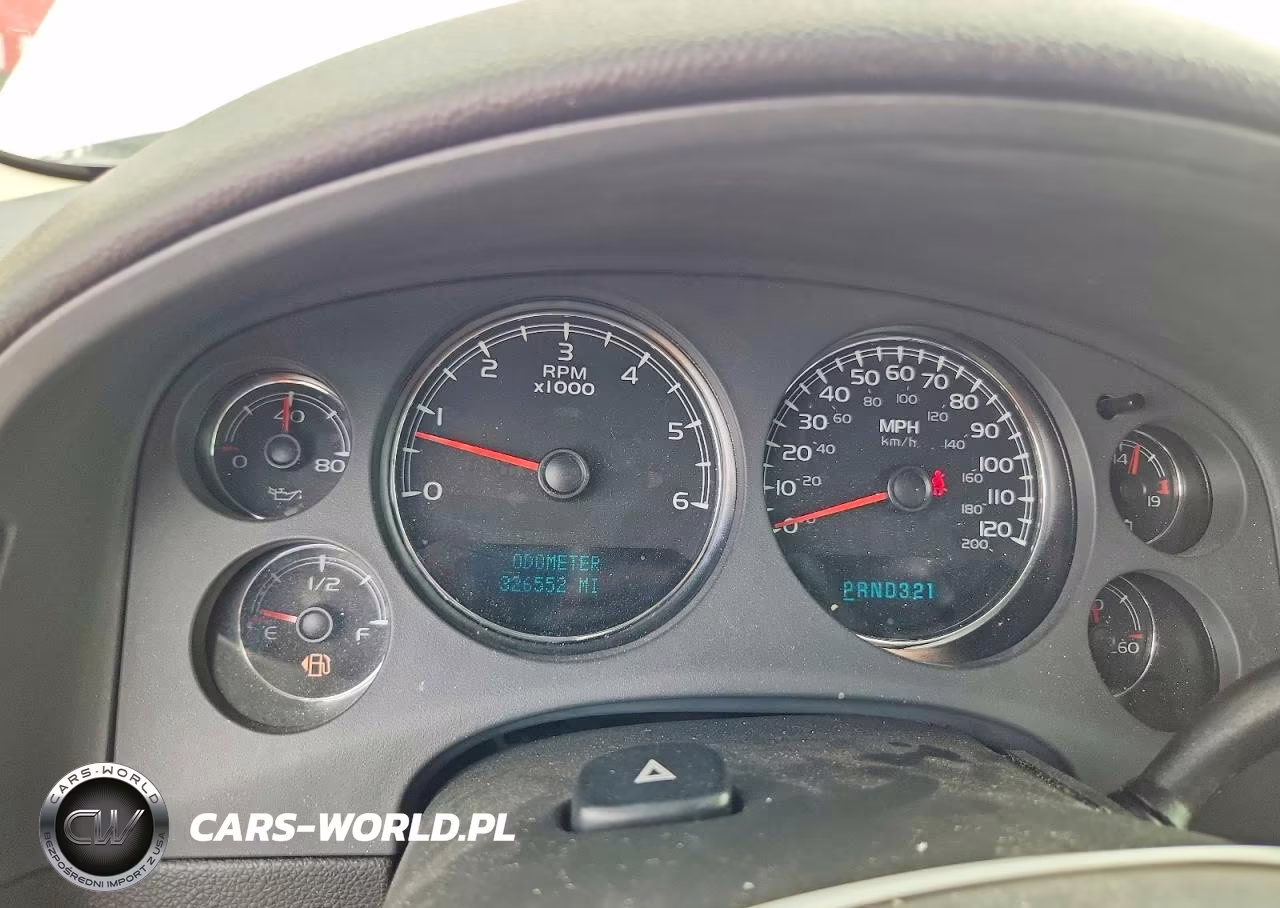 2007 Chevrolet Suburban C1500 VIN:3GNFC16097G158736 - 9