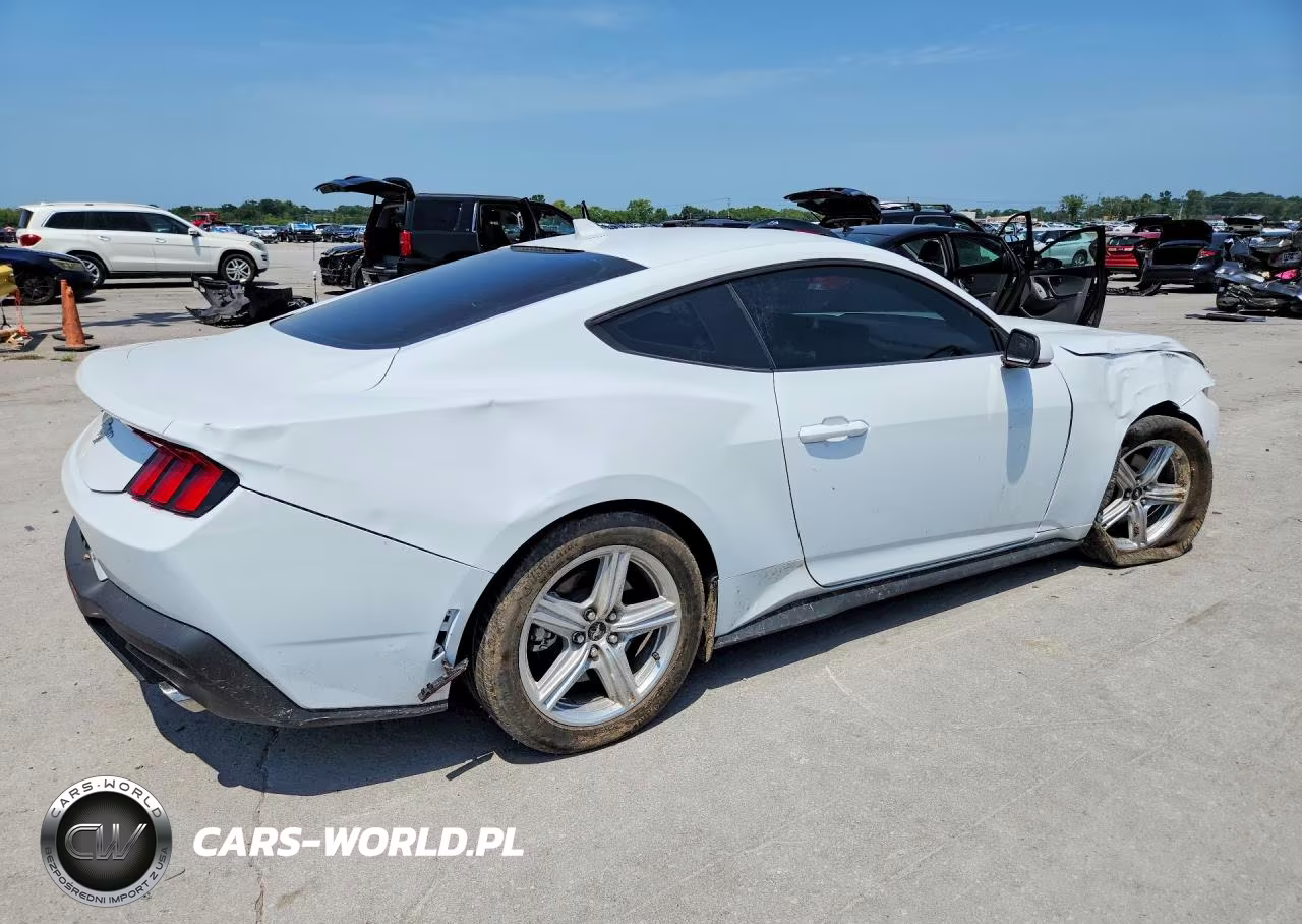 2026 Ford Mustang Base VIN:1FA6P8TH7T5114290 - 3