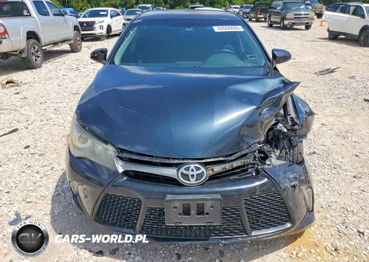 2015 Toyota Camry Se VIN:4T1BF1FK4FU096699 - 5