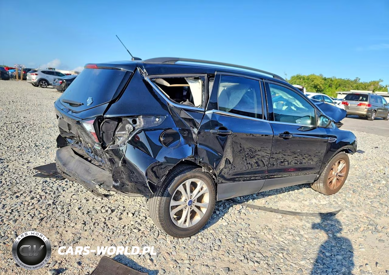 2018 Ford Escape Se VIN:1FMCU0GD1JUA75967 - 3
