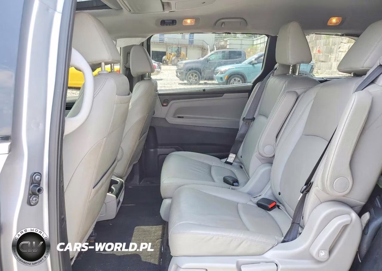 2019 Honda Odyssey Touring VIN:5FNRL6H81KB504458 - 11