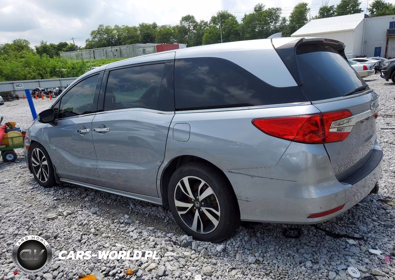 2019 Honda Odyssey Touring VIN:5FNRL6H81KB504458 - 2
