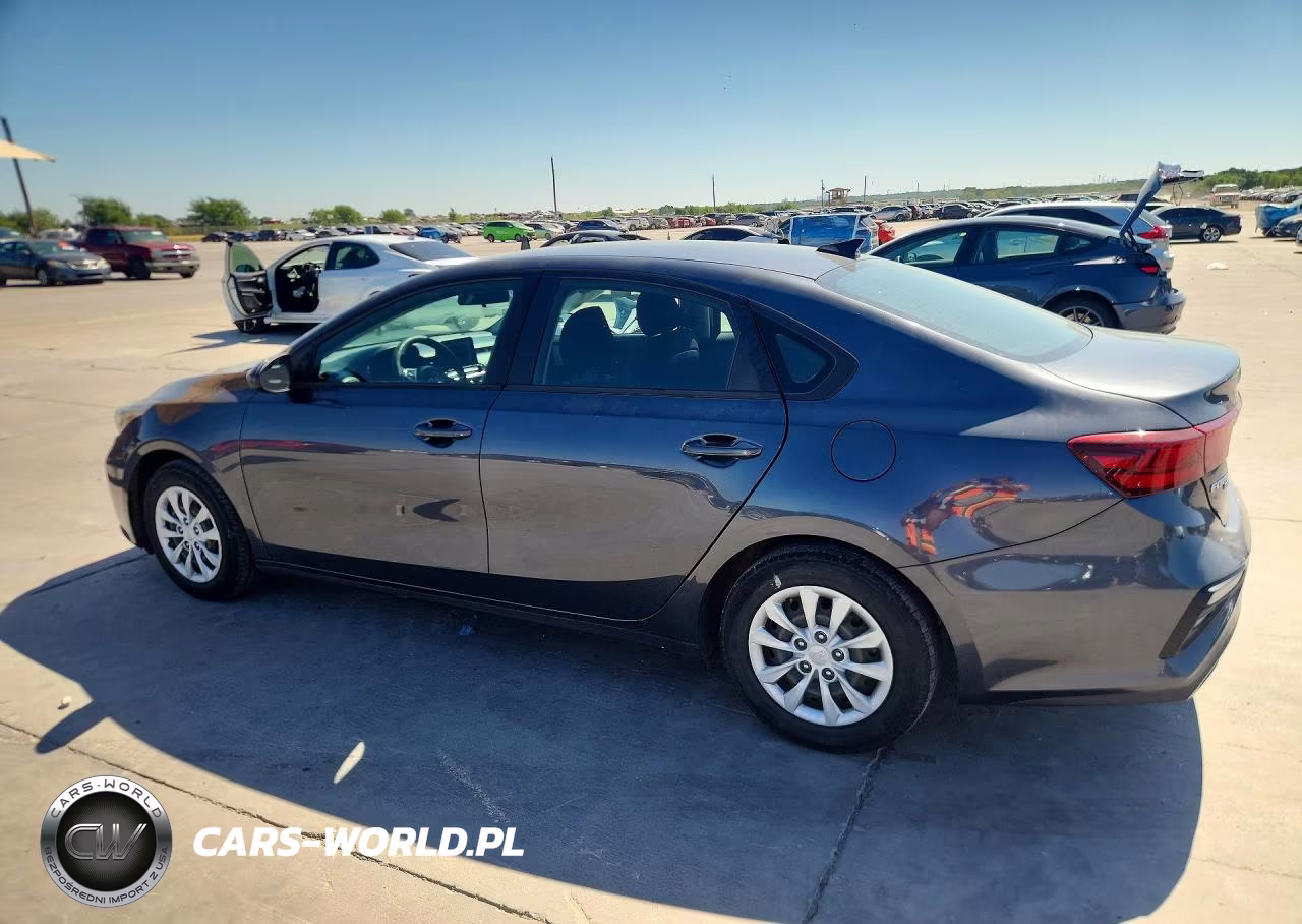 2020 Kia Forte Fe VIN:3KPF24AD2LE228154 - 2
