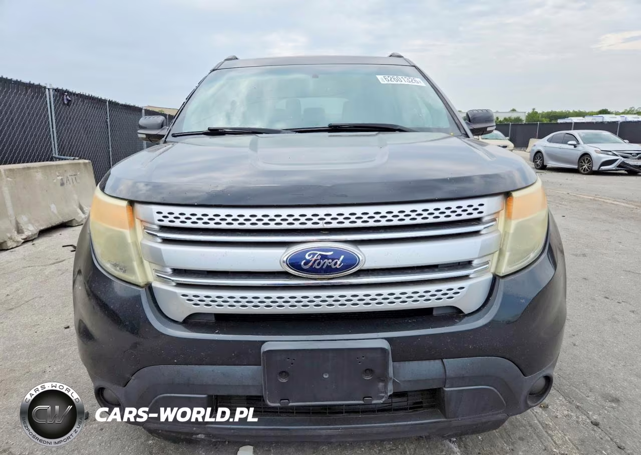2014 Ford Explorer Xlt VIN:1FM5K7D8XEGC05571 - 5