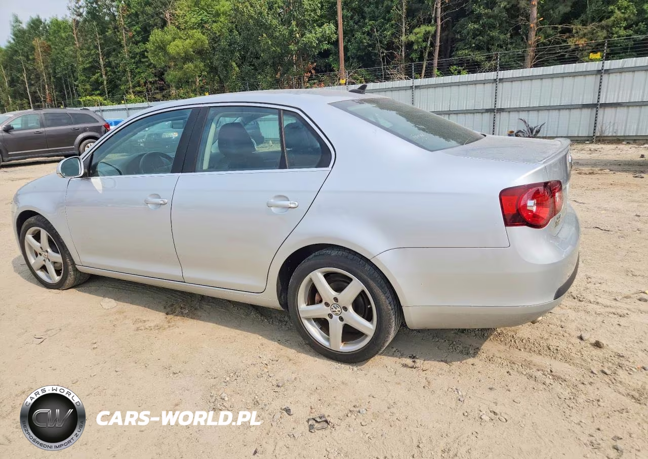 2010 Volkswagen Jetta Tdi VIN:3VWRL7AJ5AM043811 - 2