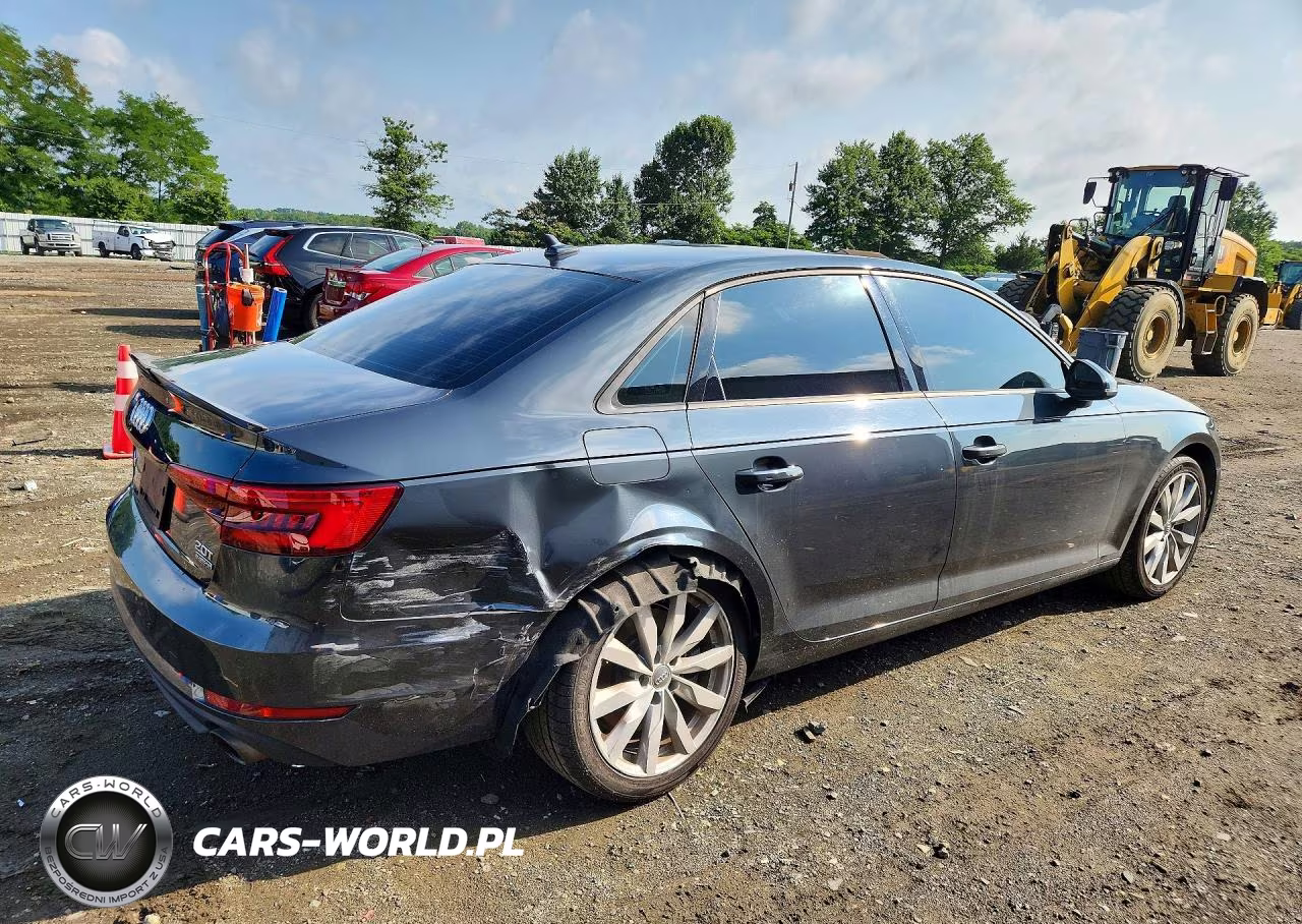 2017 Audi A4 Premium VIN:WAUANAF46HN008623 - 3