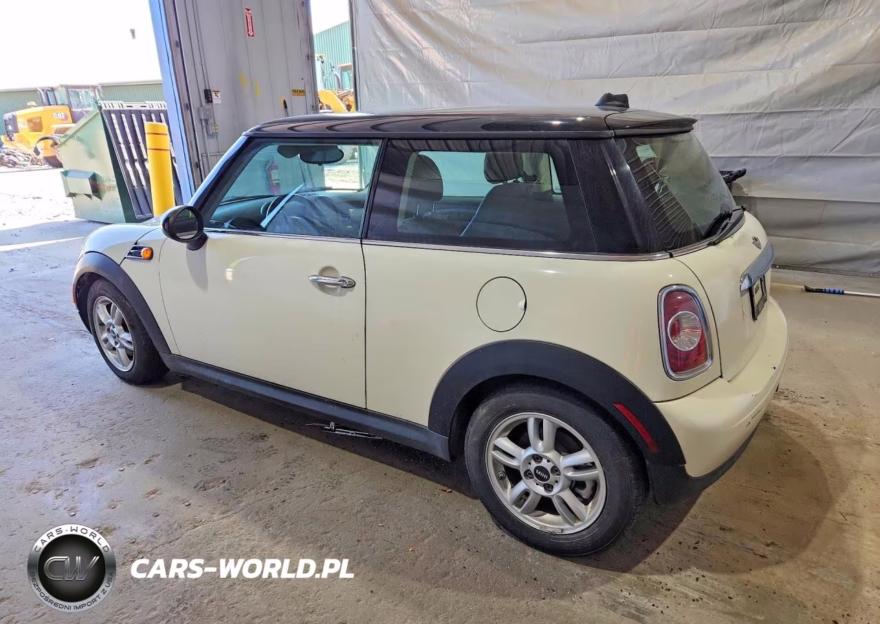2013 Mini Cooper VIN:WMWSU3C55DT680016 - 2