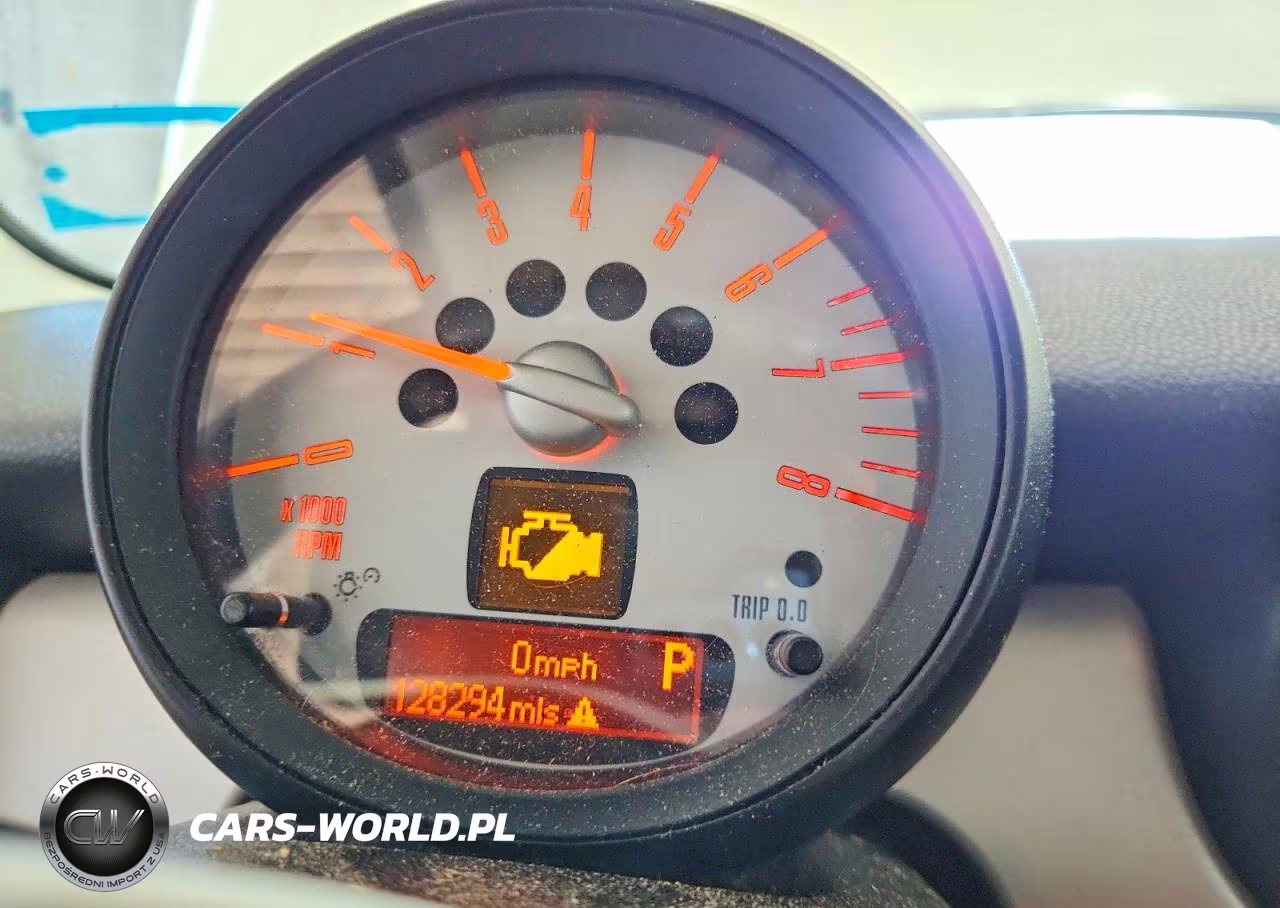 2013 Mini Cooper VIN:WMWSU3C55DT680016 - 9
