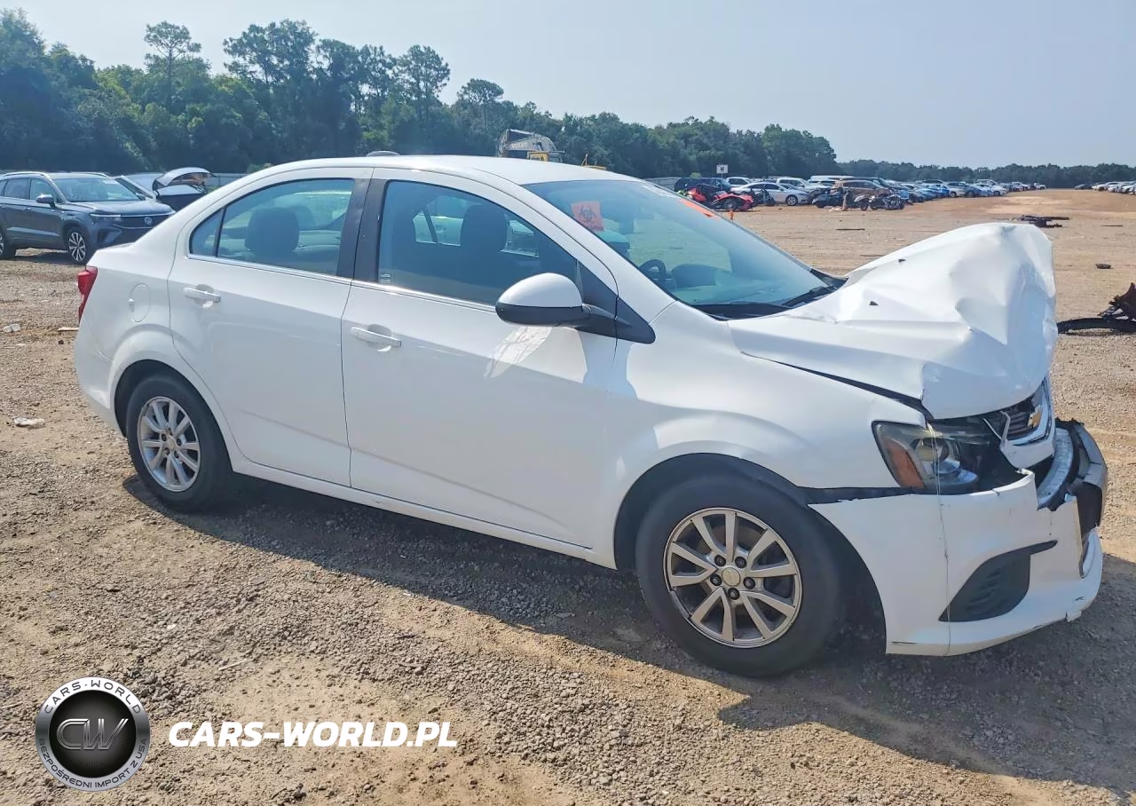 2017 Chevrolet Sonic Lt VIN:1G1JD5SH4H4107512 - 4