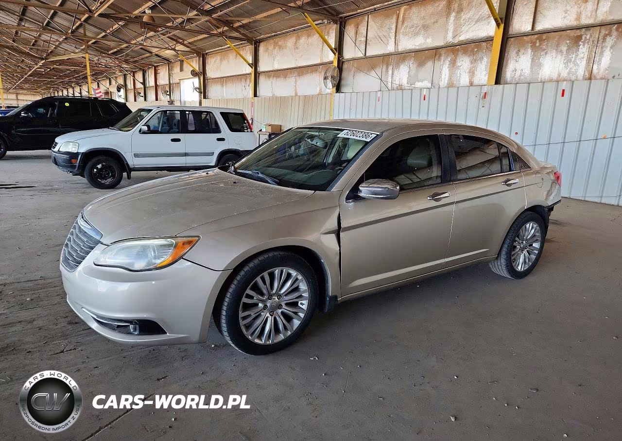 2013 Chrysler 200 Limited – zdjęcie 1 z 12