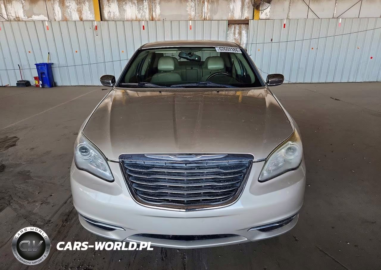 2013 Chrysler 200 Limited VIN:1C3CCBCG6DN711109 - 5