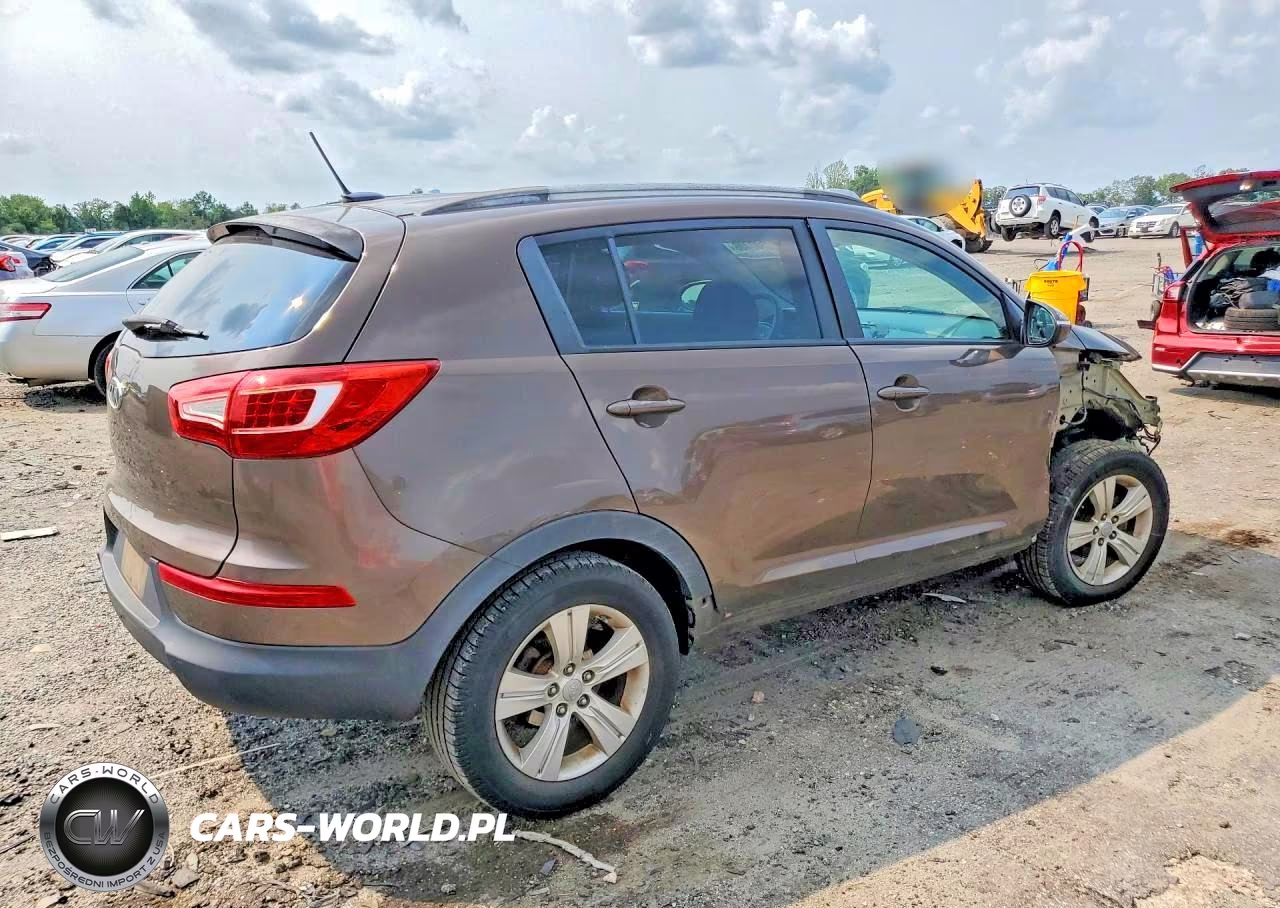 2011 Kia Sportage Lx VIN:KNDPB3A20B7033701 - 3