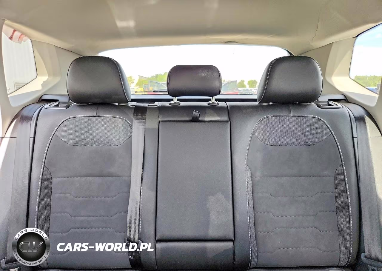 2025 Volkswagen Taos Se VIN:3VVSC7B2XSM008213 - 10