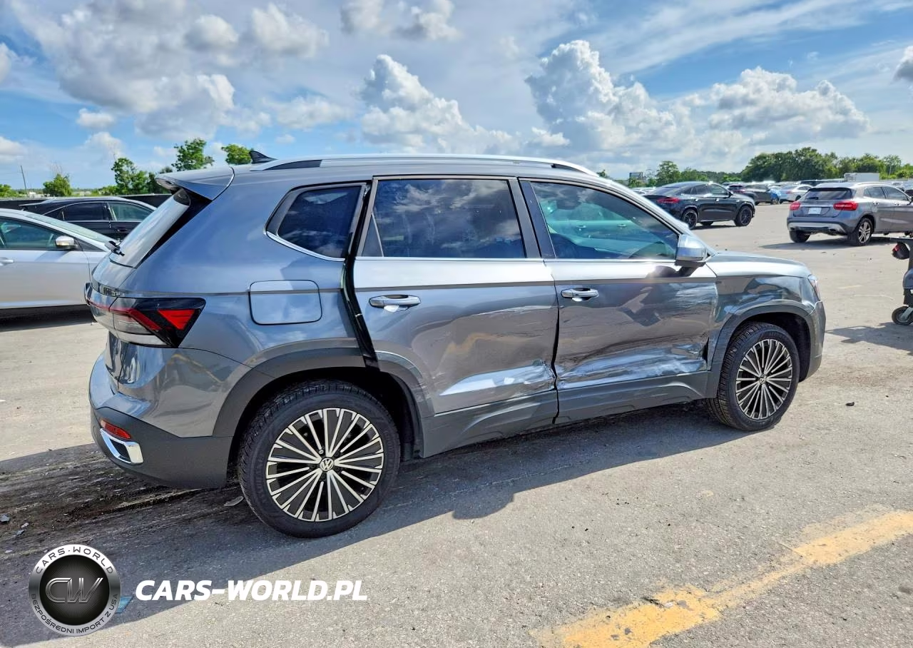 2025 Volkswagen Taos Se VIN:3VVSC7B2XSM008213 - 3