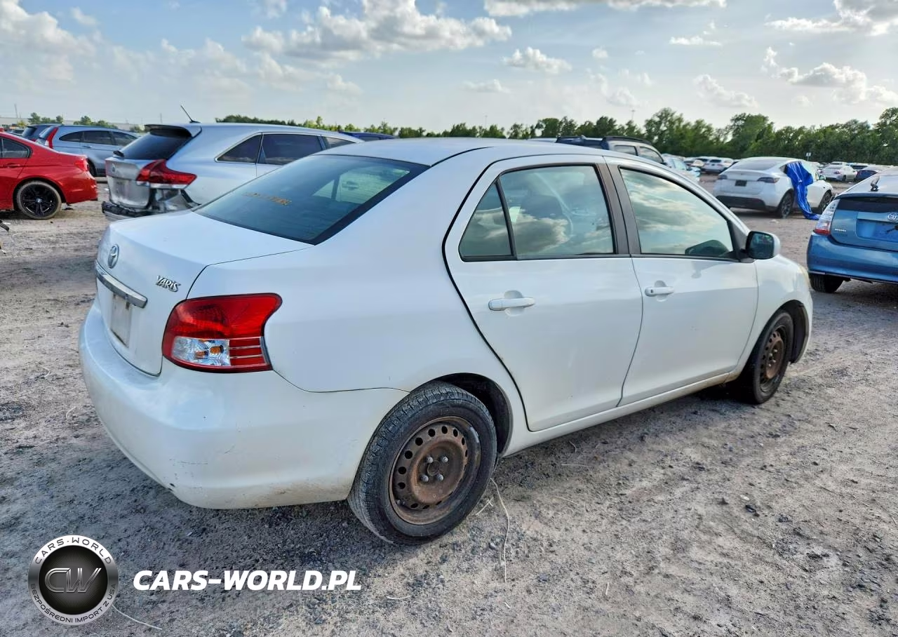2009 Toyota Yaris Base VIN:JTDBT903491345182 - 3