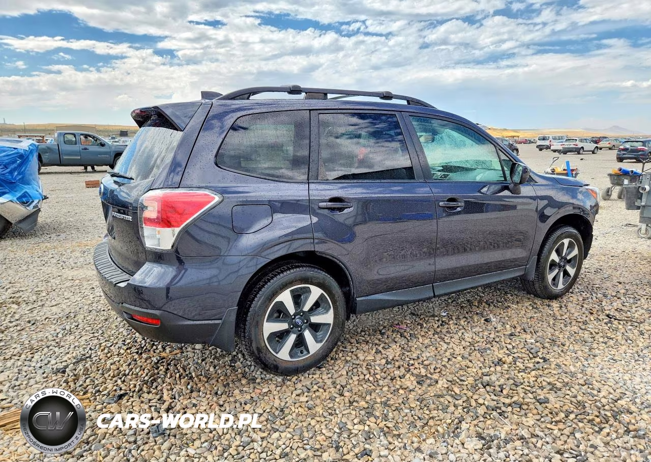 2018 Subaru Forester 2.5I Premium VIN:JF2SJAGC4JH581650 - 3