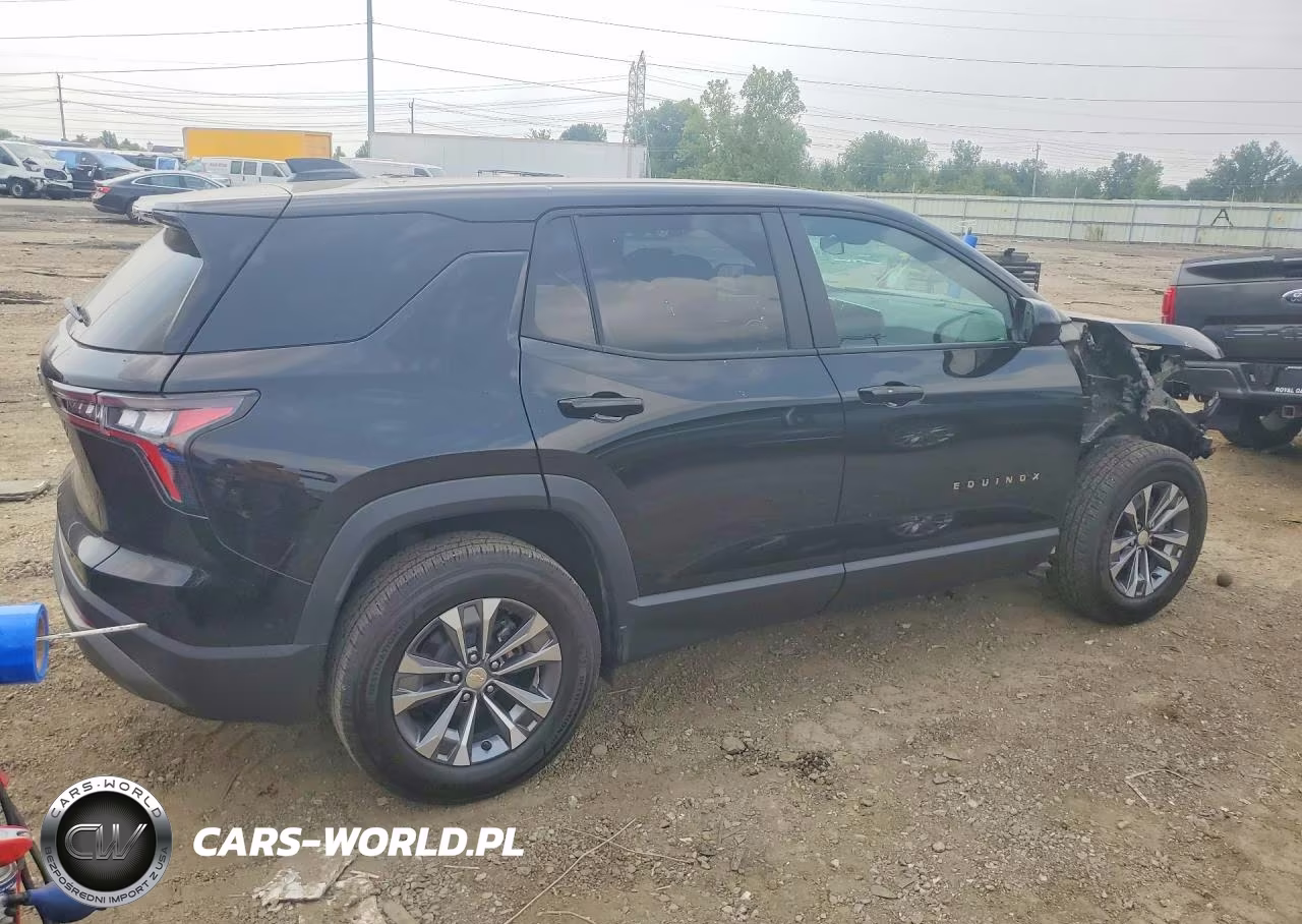 2026 Chevrolet Equinox Lt VIN:3GNAXHEG9TL205657 - 3