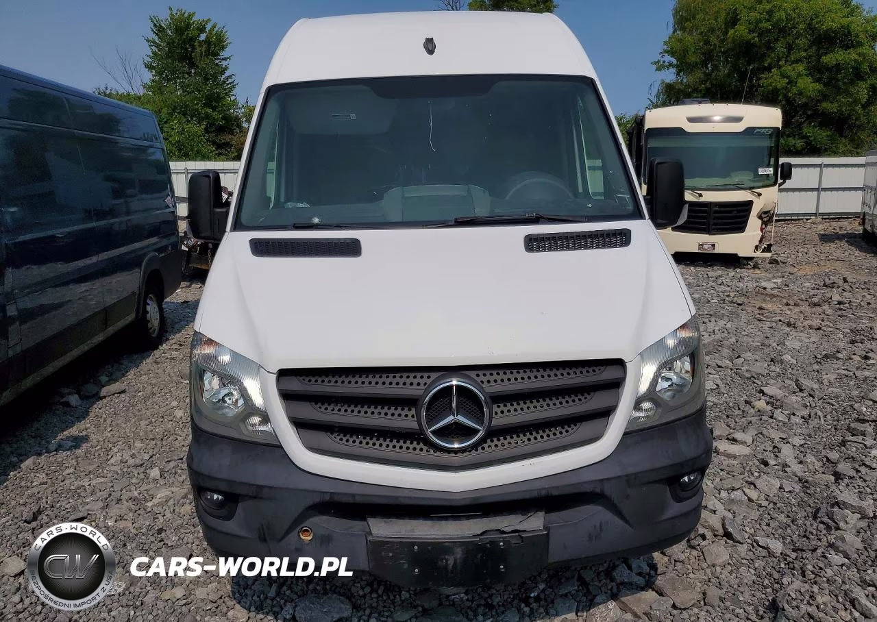2017 Mercedes-Benz Sprinter 3500 VIN:WD3PF1CD7HP380212 - 5
