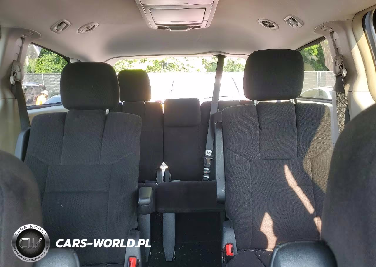 2012 Dodge Grand Caravan Crew VIN:2C4RDGDG2CR131372 - 10