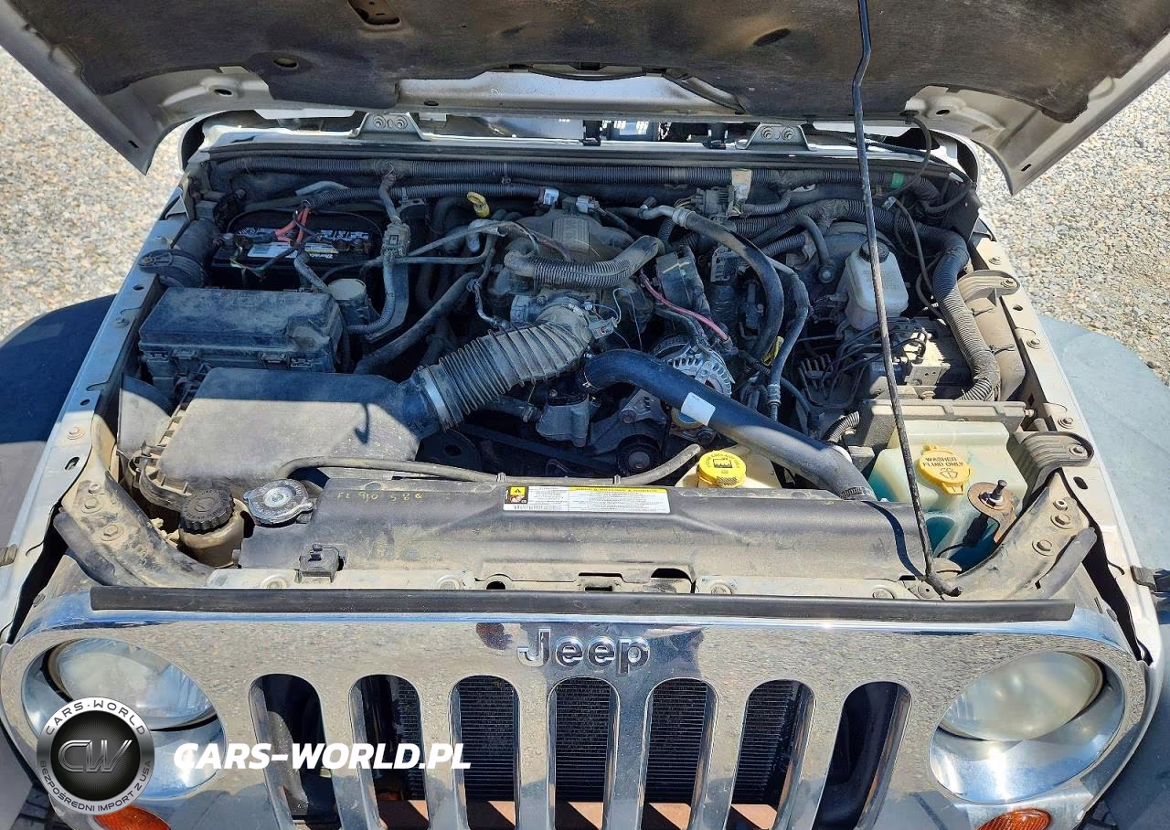 2008 Jeep Wrangler Unlimited Rubicon VIN:1J8GA69158L556043 - 12