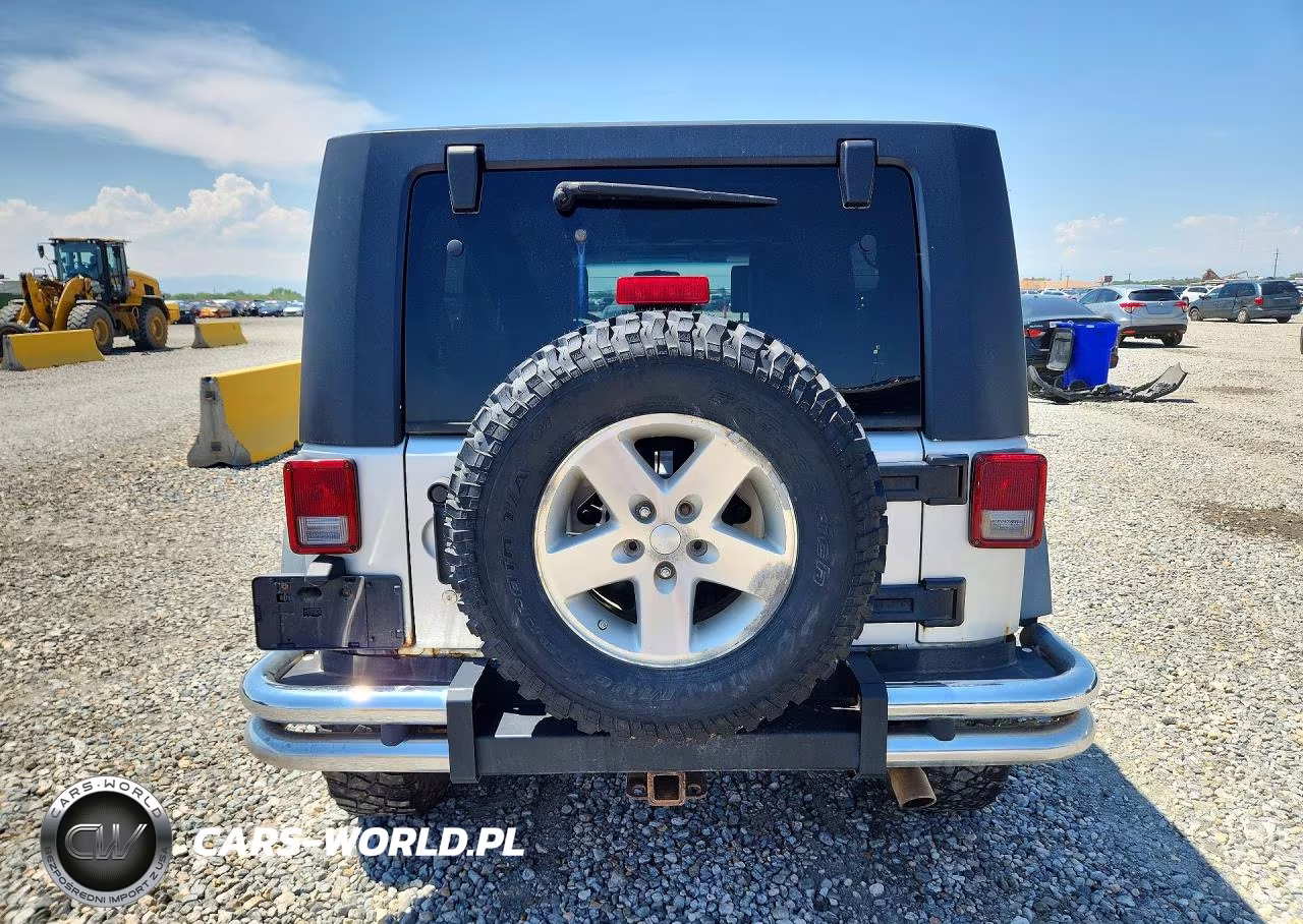 2008 Jeep Wrangler Unlimited Rubicon VIN:1J8GA69158L556043 - 6