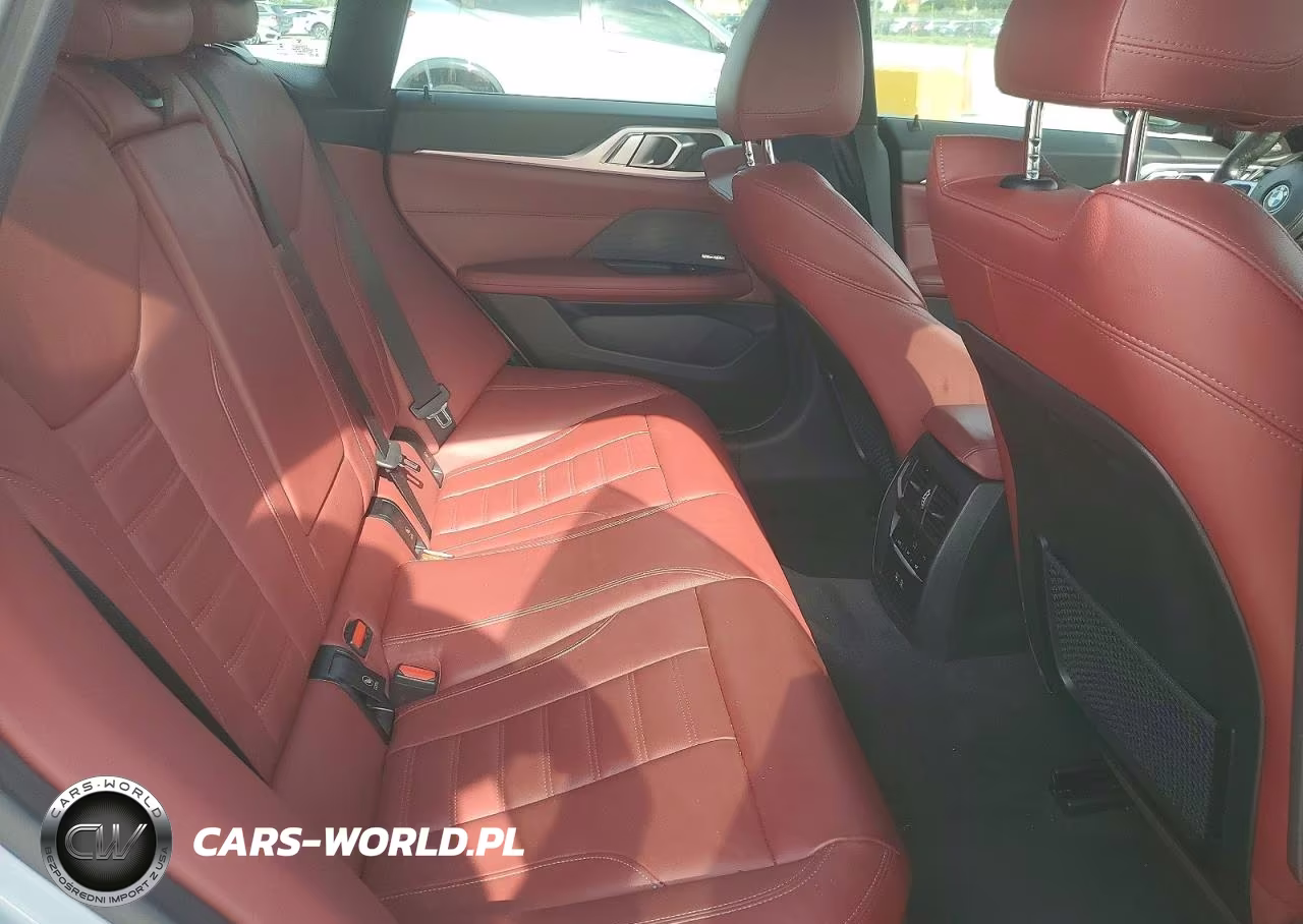2022 BMW M440Xi Gran Coupe VIN:WBA13AW08NFN19906 - 10