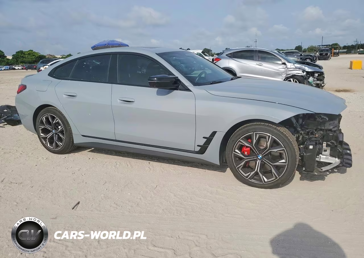 2022 BMW M440Xi Gran Coupe VIN:WBA13AW08NFN19906 - 4