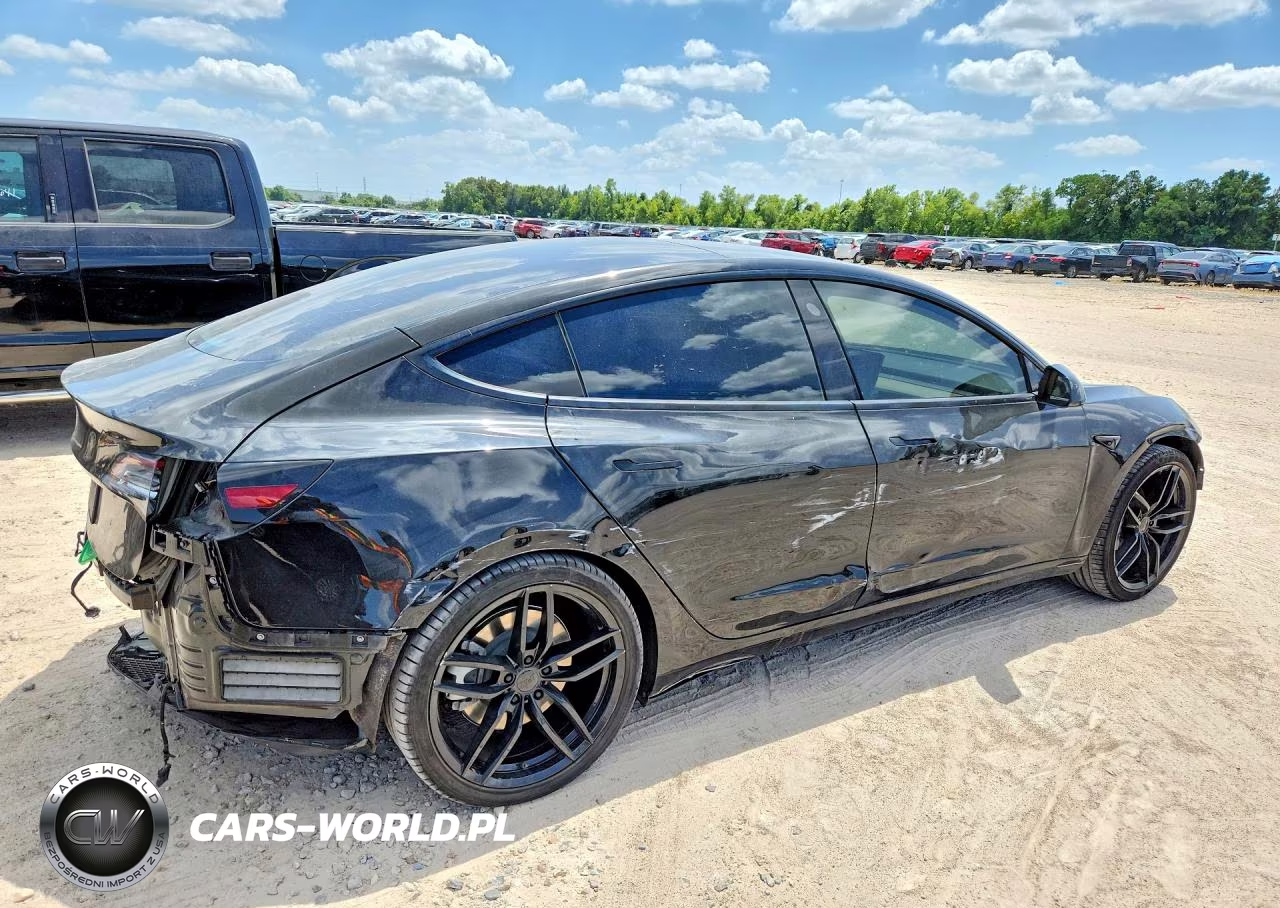 2021 Tesla Model 3 VIN:5YJ3E1EA0MF143740 - 3