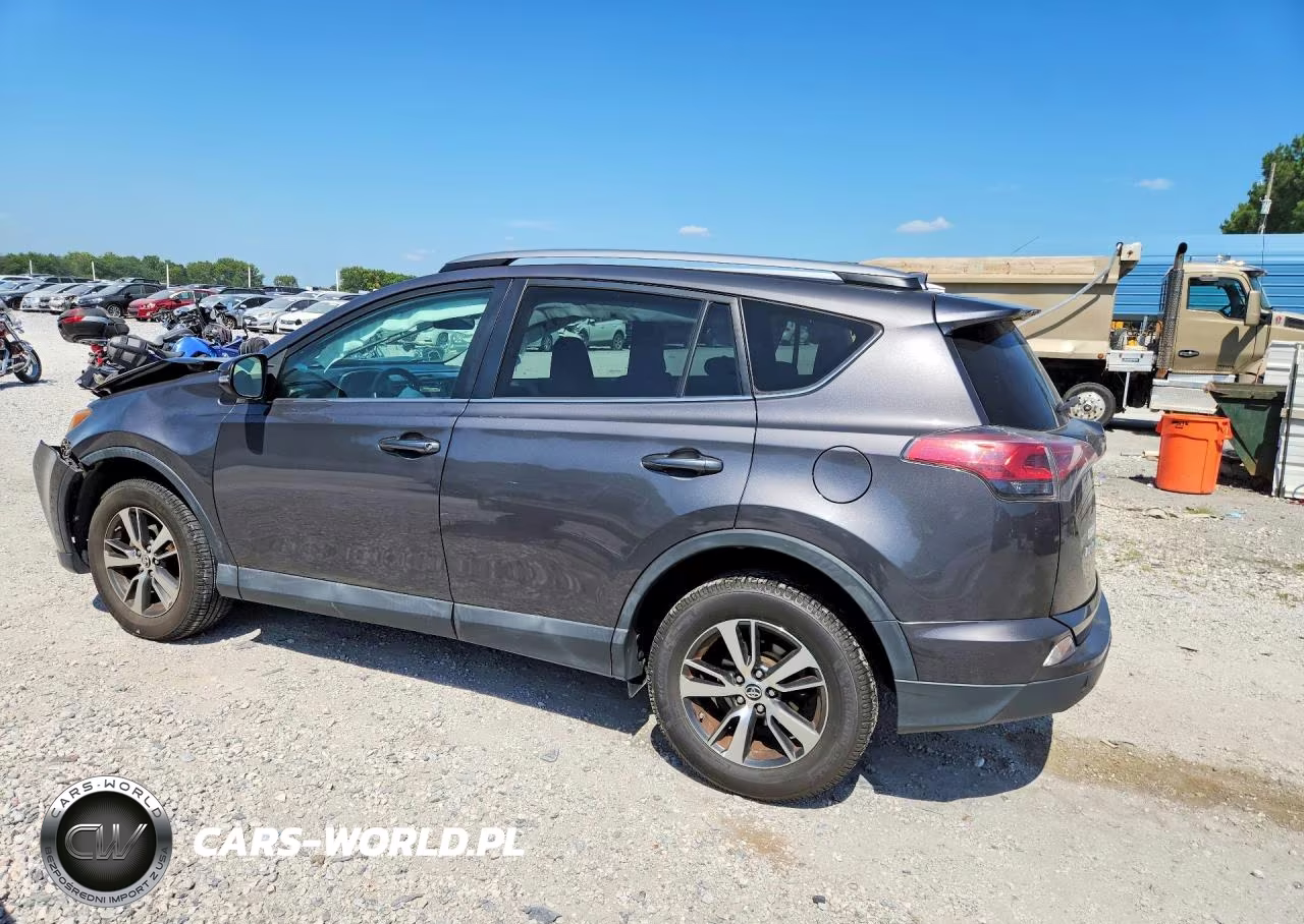 2018 Toyota Rav4 Xle VIN:2T3RFREV4JW726973 - 2