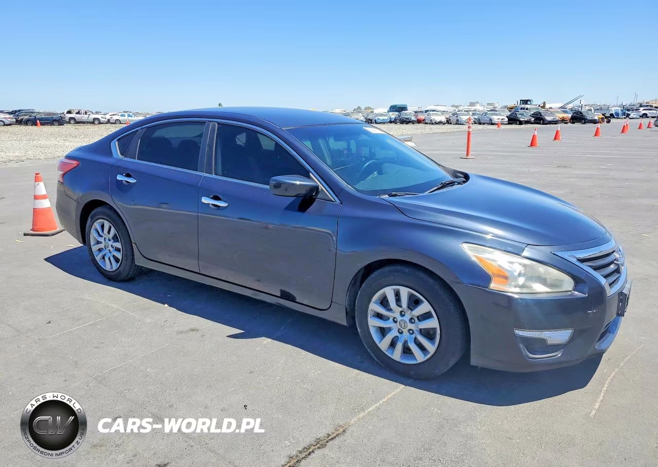 2013 Nissan Altima Sv VIN:1N4AL3AP3DC296876 - 4