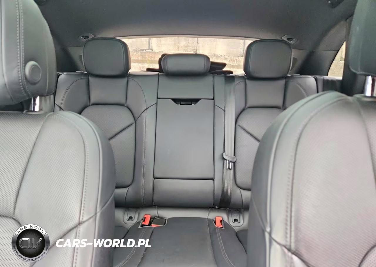 2020 Porsche Macan S VIN:WP1AB2A55LLB36467 - 10